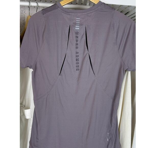 Under Armor Women's Size M Set of 3 Athletic Activewear Tops #0520 - Picture 9 of 16